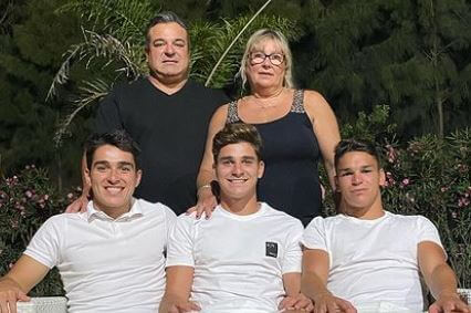 Julian Alvarez with his parents and siblings.